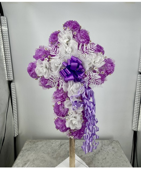 Pastel Cross 24