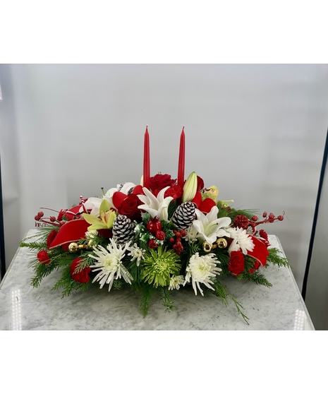Elegant Holiday Centerpiece