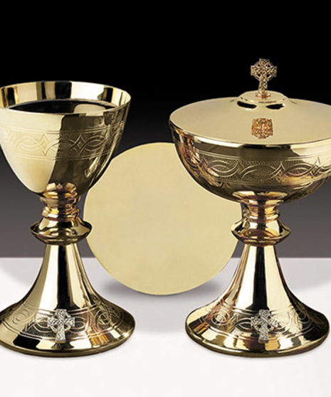 Etched Celtic Cross Ciborium with Cover